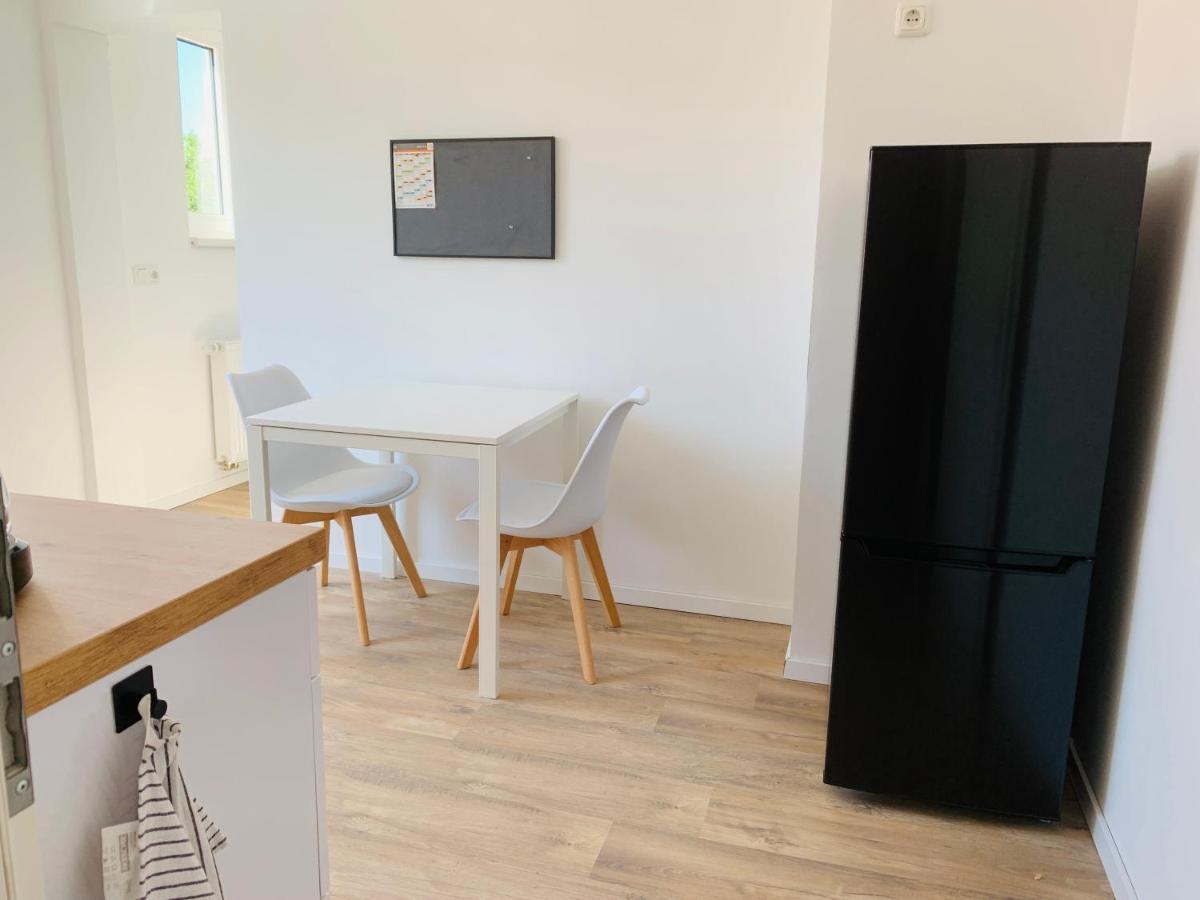 Feddersen Living Kernsanierte Ferienwohnungen - Gemuetlich - Netflix - Voll Ausgestattet - Zentral Brunsbuttel Exterior foto